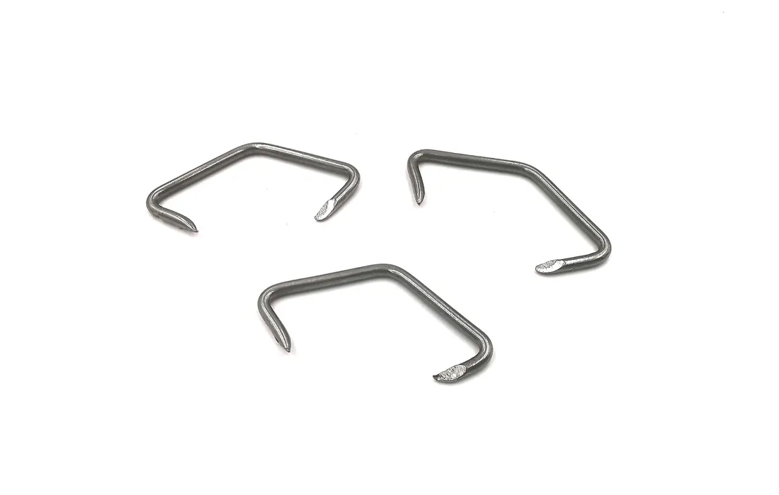 staplery-do-skory-bydla-100-szt