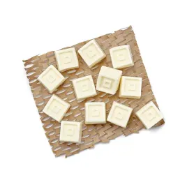 miodowa-mydlarnia-wosk-zapachowy-brownie