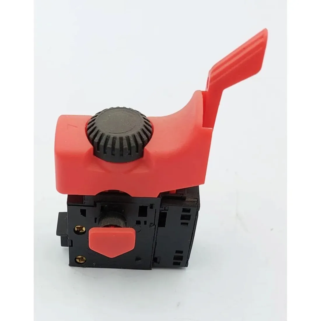 wlacznik-hlte-8a-stan-nowy