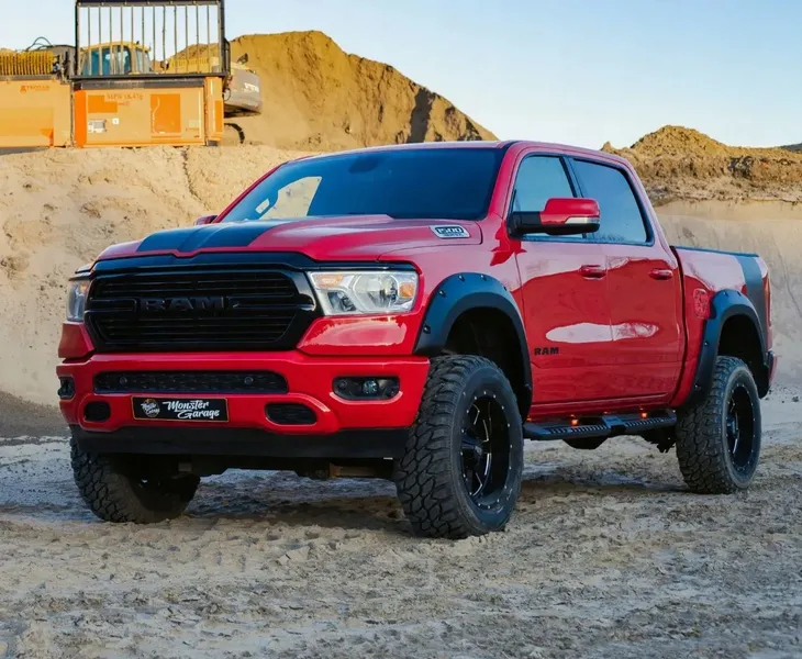 stopnie-boczne-progi-model-x-dodge-ram-1500-2019-numer-katalogowy-czesci-s32