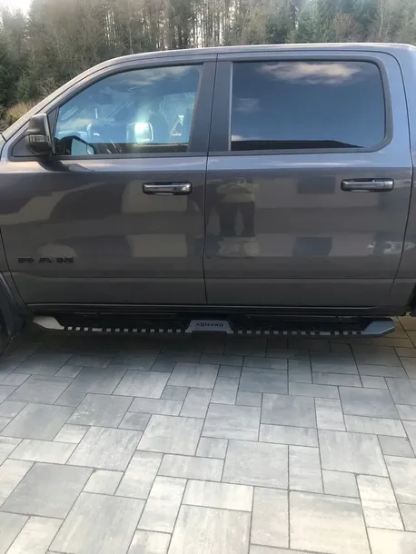 stopnie-boczne-progi-model-x-dodge-ram-1500-2019-stan-nowy-typ-samochodu-4x4-suv