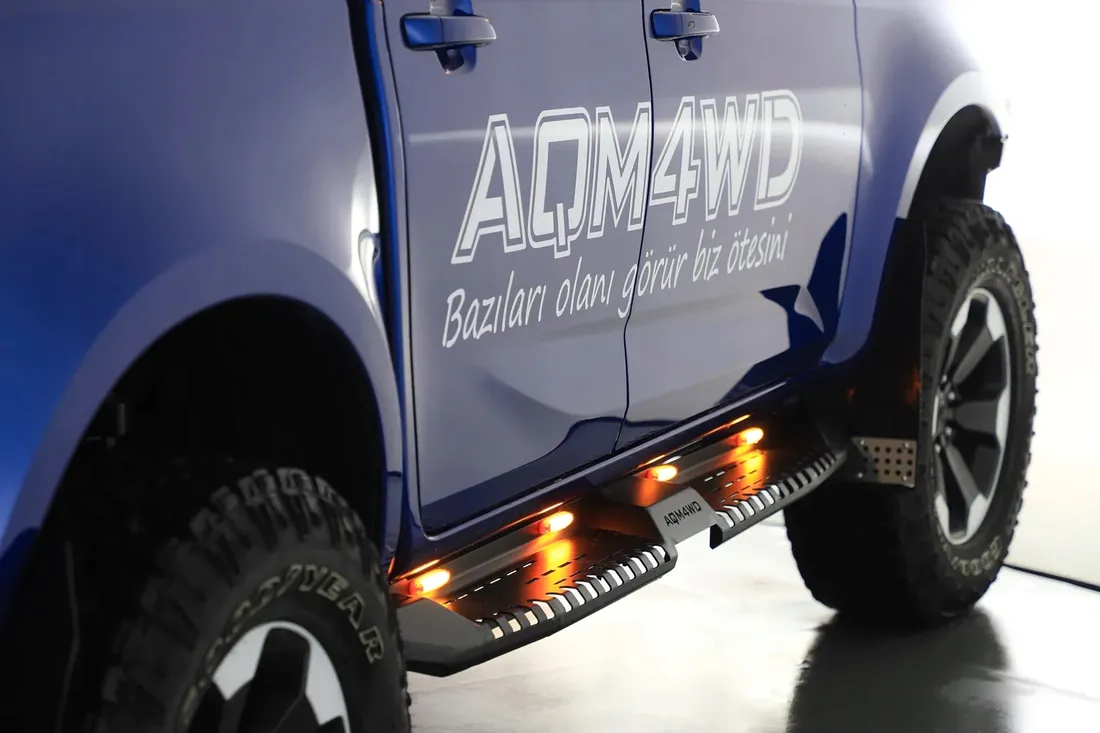 stopnie-boczne-progi-isuzu-d-max-model-x