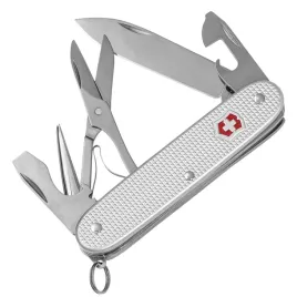 victorinox-pioneer-x