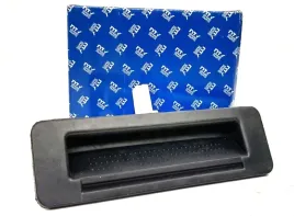przycisk-klamka-klapy-bagaznika-signum-vectra-c