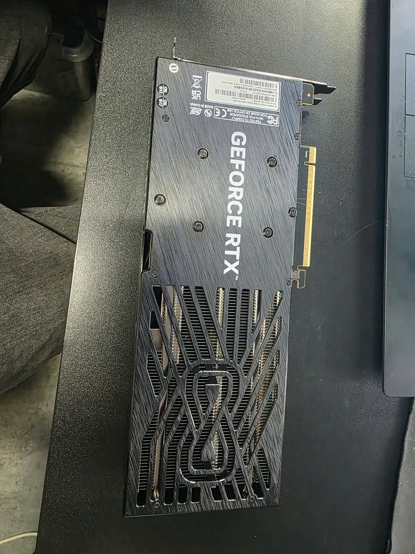karta-graficzna-gainward-geforce-rtx-5060-python-iii-oc-8-gb-stan-powystawowy