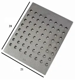 ruszt-zeliwny-dziurkowany-do-kominka-pieca-28x21-gruby