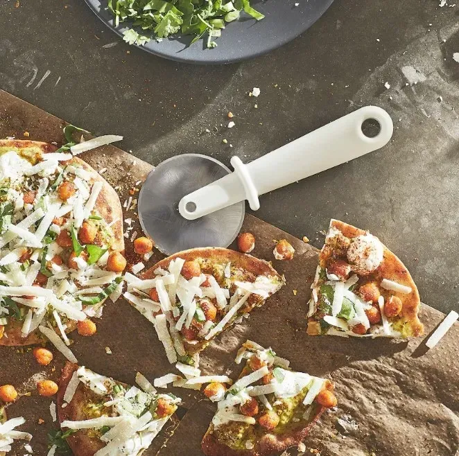 noz-do-pizzy-ikea-5-cm