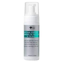 green-pharm-cosmetic-fitozel-do-glebokiego-oczyszczenia-skory-twarzy-150ml