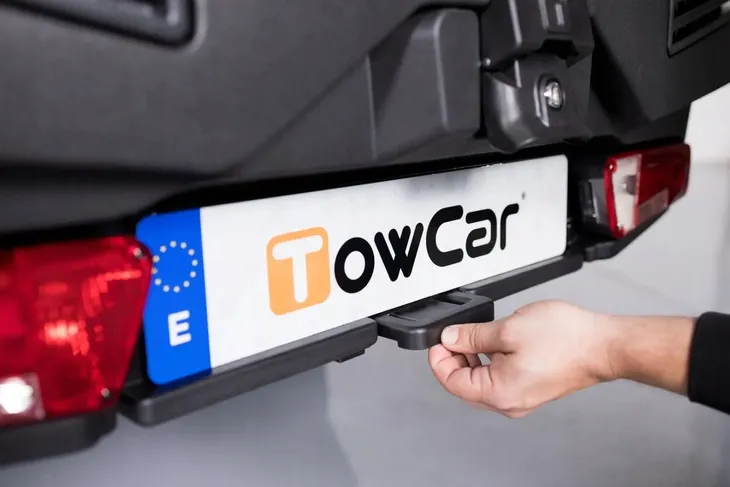 box-towbox-evo-305l-czarny-producent-inny-stan-nowy