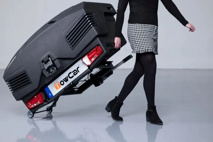 box-towbox-evo-305l-czarny-stan-nowy
