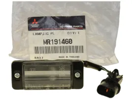 oswietlenie-lampka-tablicy-rejestracyjnej-tyl-mr191460-oe-mitsubishi-l200
