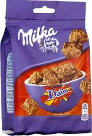 milka-daim-platki-czekoladowe-z-karmelem-czekolada-mleczna-145g