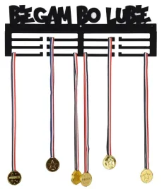 wieszak-na-medale-biegam-bo-lubie-czarny-40cm