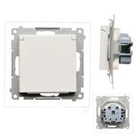 simon-55-gniazdo-wtyczkowe-ip44-z-uszczelka-modul-klapka-bialy-mat