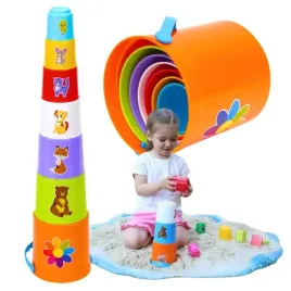 piramidka-kubeczki-z-wiaderkiem