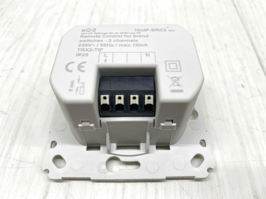 wylacznik-scienny-homematic-hmip-brc2-stan-powystawowy