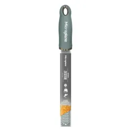 tarka-zester-eukaliptusowa-zielen-premium-classic-microplane