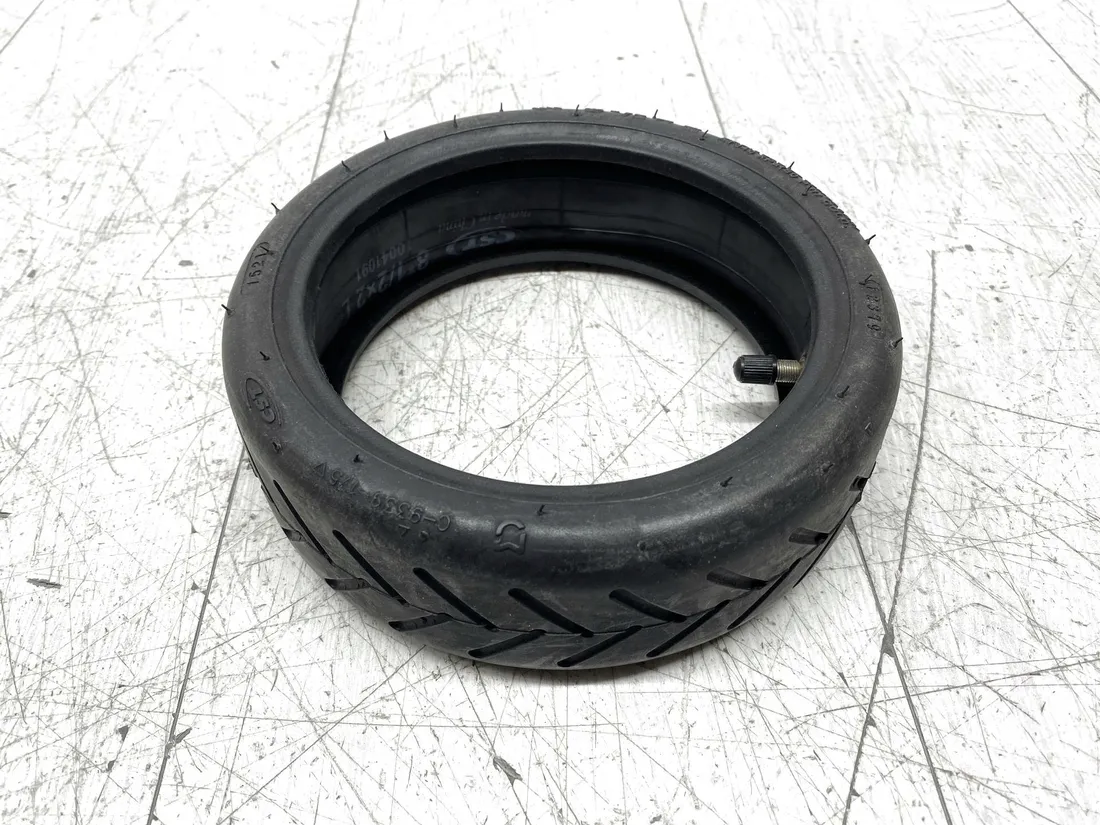 opona-z-detka-85-marka-bez-marki