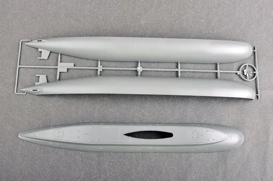 trumpeter-05903-rosyjski-okret-podwodny-kilo-class-attack-submarine-1-144-stan-nowy