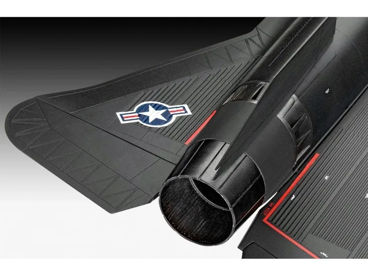 revell-04967-samolot-szpiegowski-lockheed-sr-71a-blackbird-model-1-48-stan-nowy