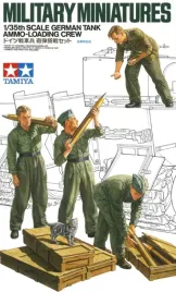 tamiya-35188-figurki-niemieccy-czolgisci-ladowanie-amunicji-model-1-35