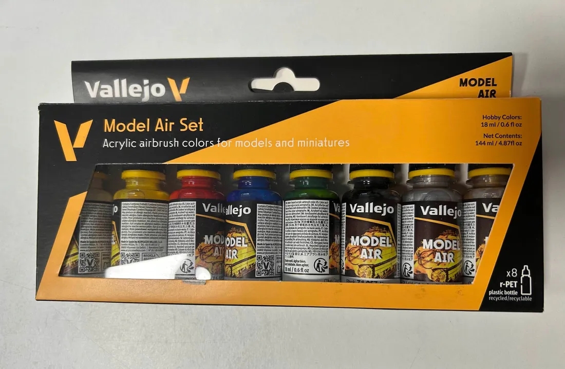 vallejo-71174-zestaw-8-farb-basic-colors-farby-model-air-set