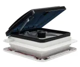 okno-dachowe-do-kampera-vent-rv-stan-nowy