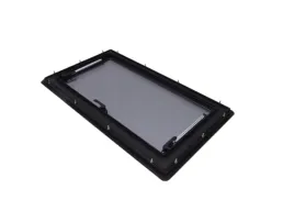 okno-startowe-przyczepy-kempingowej-90-50cm