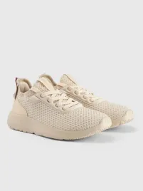 buty-damskie-4f-obuwie-sportowe-outdoorowe-na-co-dzien-41-f118