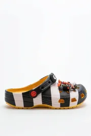 klapki-unisex-crocs-classic-mc-donalds-x-hamburglar-clog-209393-m4
