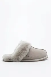 damskie-kapcie-ugg-scuffette-ii-goat-1106872-goa-36