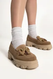 obuwie-damskie-charles-footwear-zulia-loafer-sabbia-39