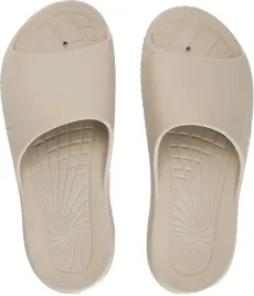 sportowe-klapki-na-basen-4f-m092a-83s-bezowy-43