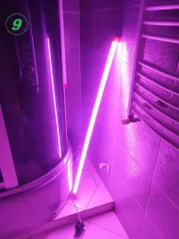 rozowa-lampa-swietlowka-led-18w-120cm-230v