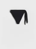 czarny-dol-od-bikini-reserved-xxl-rozmiar-xxl