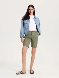 zielone-szorty-z-paskiem-reserved-xl