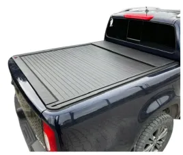 isuzu-d-max-2019-2025-roleta-aluminowa-zabudowa-paki-czarna