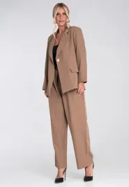 elegancki-bezowy-komplet-damski-oversize-z-marynarka-na-guzik-i-szerokimi-s