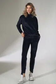 welurowy-komplet-dresowy-damski-z-bluza-i-zwezanymi-spodniami-na-co-dzien-