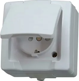 gniazdo-kopp-nautic-16a-250v-ip44-arktyczna-biel-ze-stykem-uziemiajacym-n3