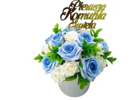 pamiatka-i-komunii-swietej-biale-niebieskie-roze-bialy-flower-box-632xl