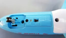 siku-world-5402-samolot-pasazerski-z-wyposazeniem