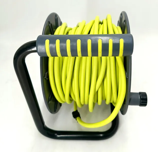 przedluzacz-bebnowy-masterplug-25m-4-gniazda-uk-srednica-przewodu-0-mm