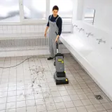polerka-karcher-br-30-4-c-pojemnosc-zbiornika-wody-czystej-4-l