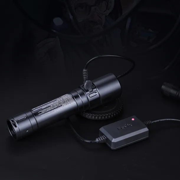 latarka-led-fenix-wf30re-stan-nowy-stan-opakowania-oryginalne