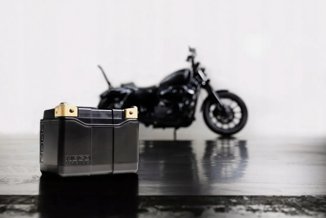 noco-nlp9-akumulator-litowy-12v-400a-powersports-stan-nowy