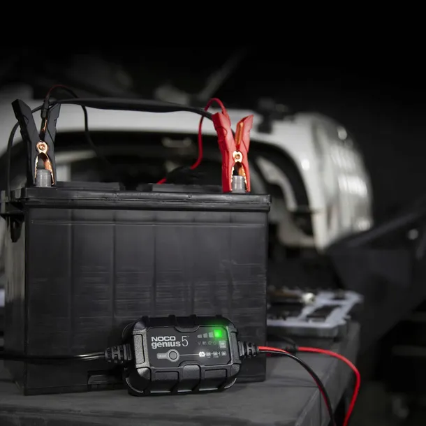 noco-genius-5-eu-6v-12v-5a-ladowarka-prostownik-stan-nowy-model-genius5