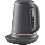 czajnik-electrolux-e7k1-6bp-17l