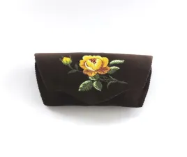 brazowe-etui-na-okulary-z-haftem-lowickim-zolta-roza