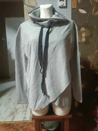 bluza-z-kominem-asymetryczna-szara